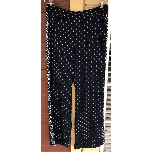CABI | Track Star Wide Leg Navy Print Pants 8 - Picture 5 of 8